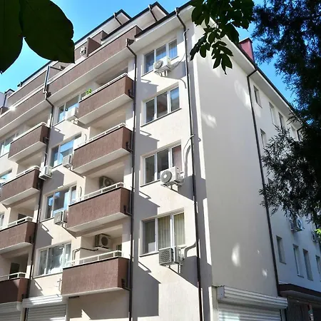 4 Appartement *